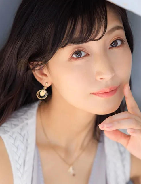 年代情感剧《三月的铁轨》全32集